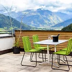 Der Sonnberg Alpinlodges - Mit Seeblick, Privater Sauna Und Self Check-in *