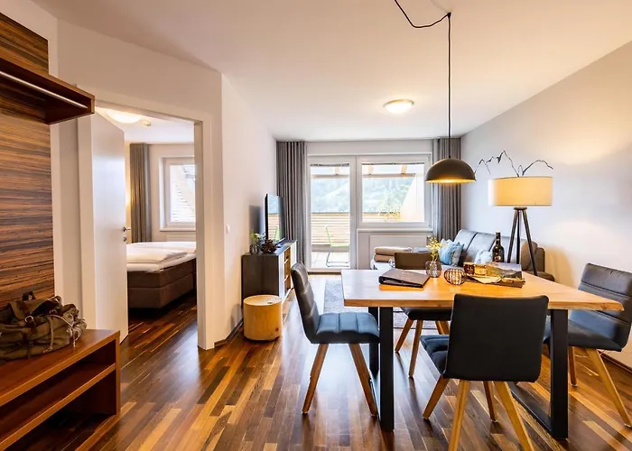 شقة Der Sonnberg Alpinlodges - Mit Seeblick, Privater Sauna Und Self Check-in