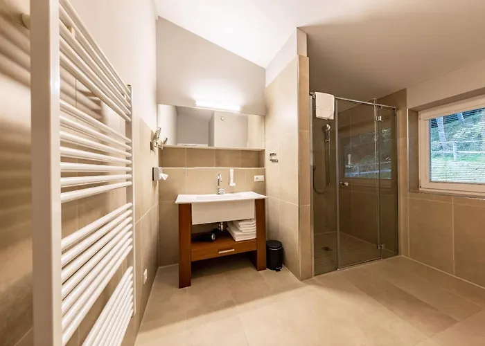 Der Sonnberg Alpinlodges - Mit Seeblick, Privater Sauna Und Self Check-in Apartament Zell am See